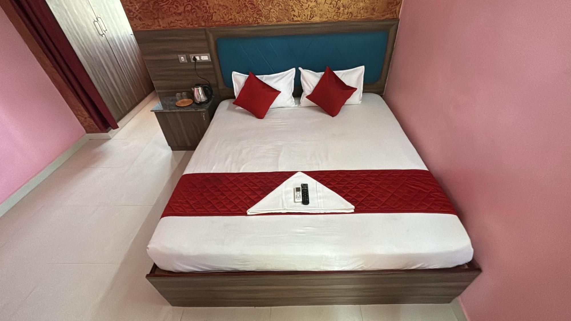 Dream Serenity Residency Пондичерри Экстерьер фото